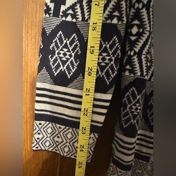Hippie Rose Navy and White Geometric print Open Front Cardigan Women’s Medium - Picture 8 of 10